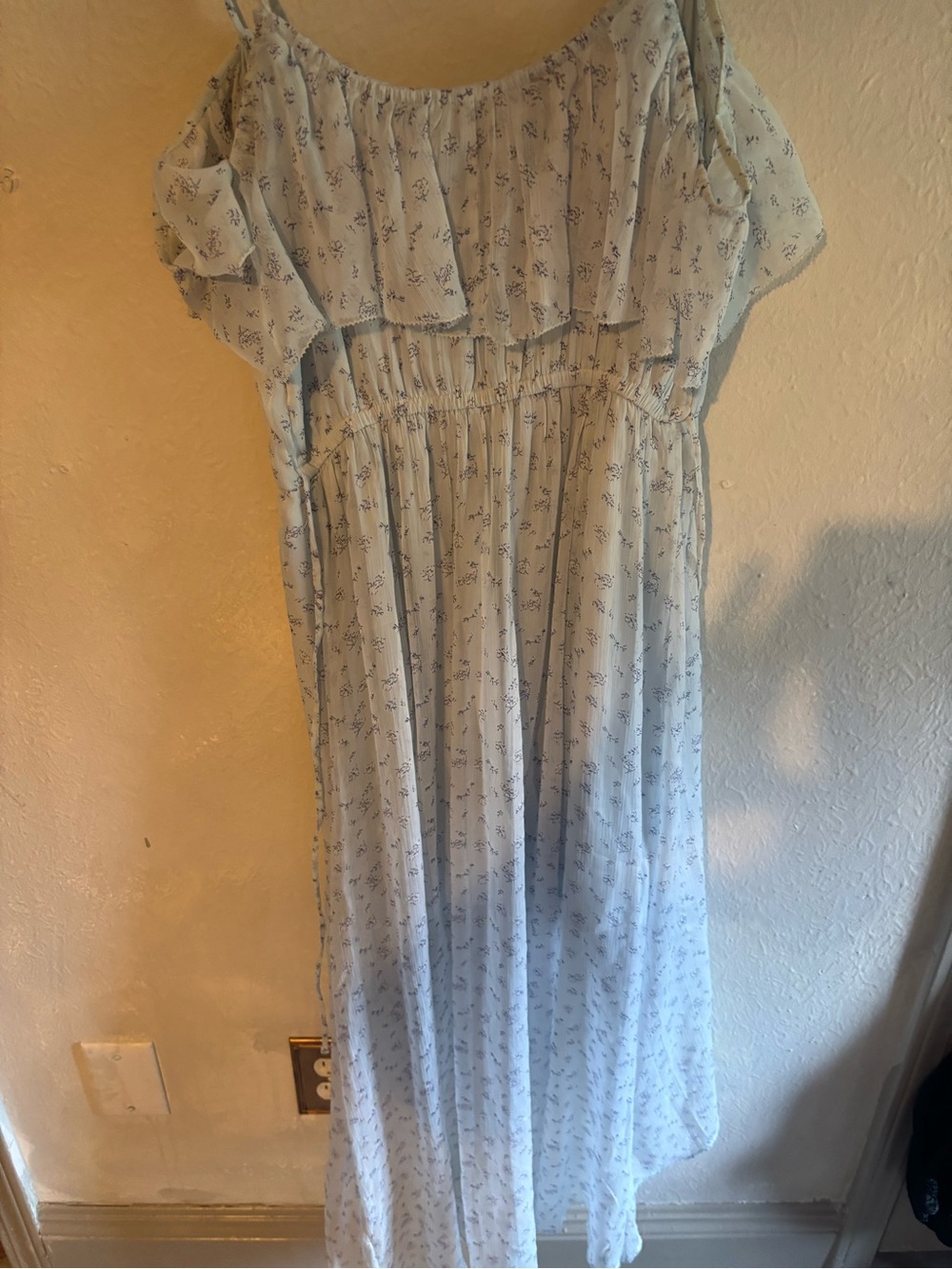 Abercrombie & Fitch Pale Blue Floral Ruffle High-Low Dress - Picture 4 of 5